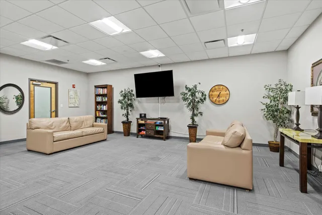 $2,200 | 300 South Duval Street, Unit 602, Tallahassee, FL 32301