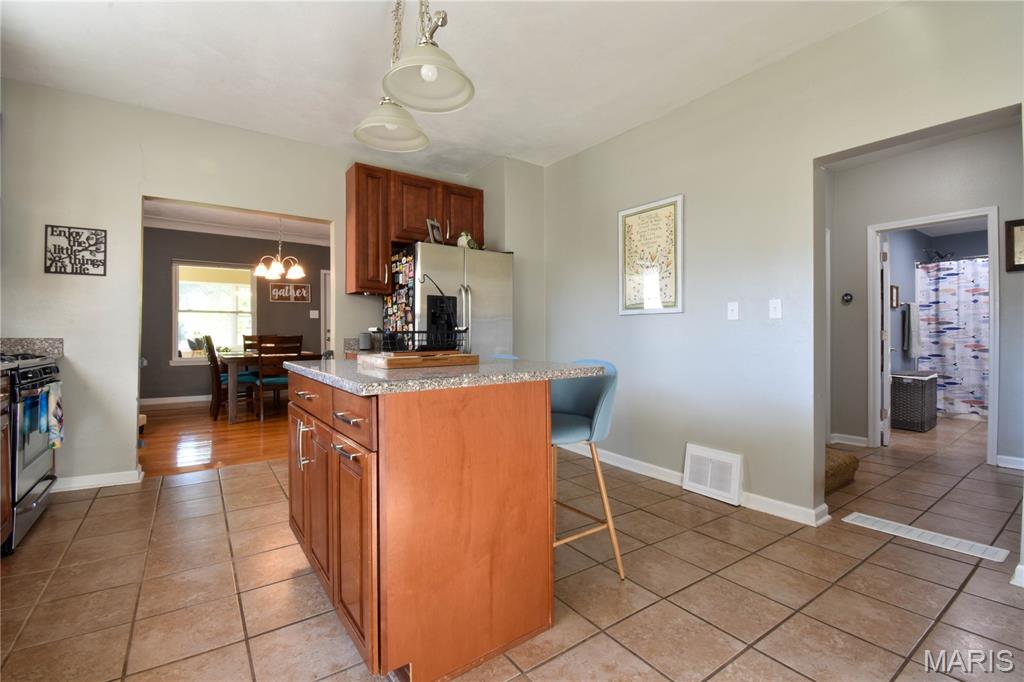 711 Reservoir Road Staunton, IL 62088 - Photo 13 of 40