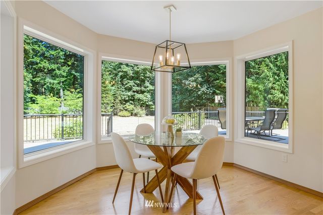 $826,999 | 23924 Southeast 253rd Place, Maple Valley, WA 98038