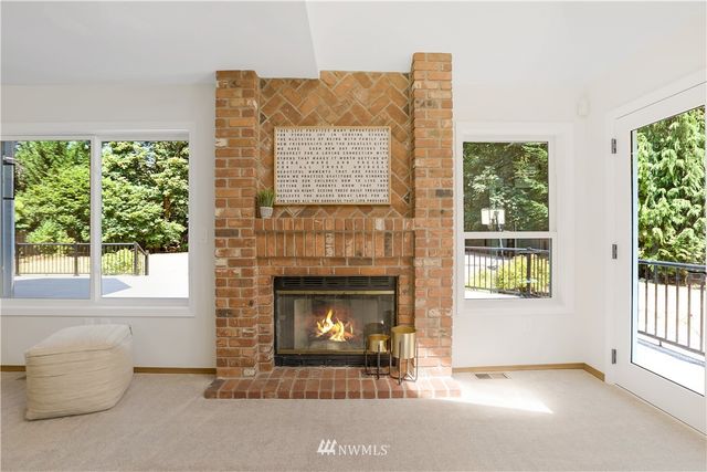 $826,999 | 23924 Southeast 253rd Place, Maple Valley, WA 98038