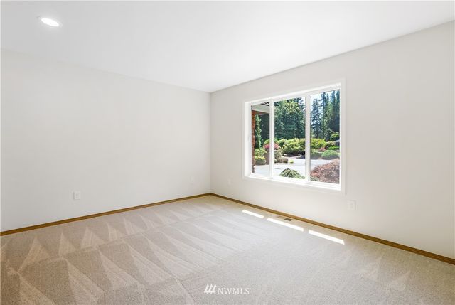 $826,999 | 23924 Southeast 253rd Place, Maple Valley, WA 98038