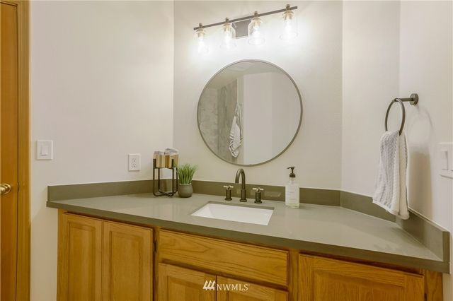 $826,999 | 23924 Southeast 253rd Place, Maple Valley, WA 98038