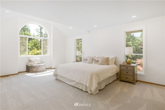 $826,999 | 23924 Southeast 253rd Place, Maple Valley, WA 98038