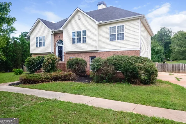 $2,195 | 144 Leguin Forest Drive, Locust Grove, GA 30248