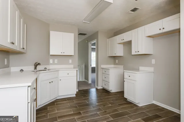 $2,195 | 144 Leguin Forest Drive, Locust Grove, GA 30248