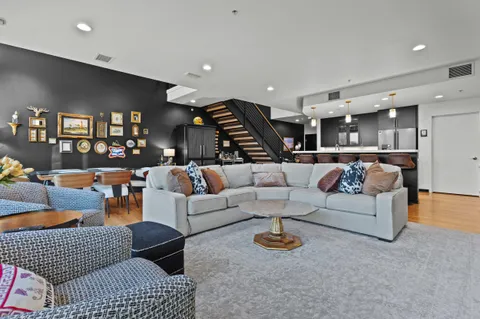 $949,900 | 311 East Erie Street, Unit 408, Milwaukee, WI 53202
