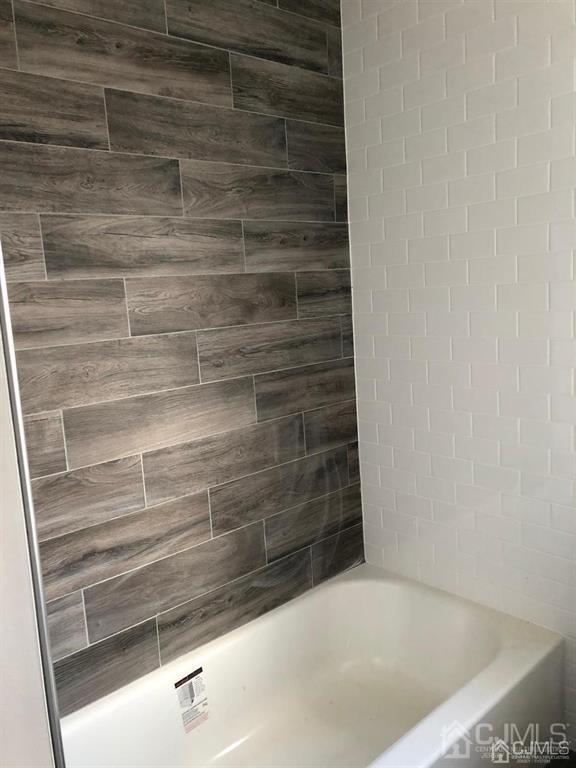 839 Inman Avenue Edison, NJ 08820 - Photo 4 of 10
