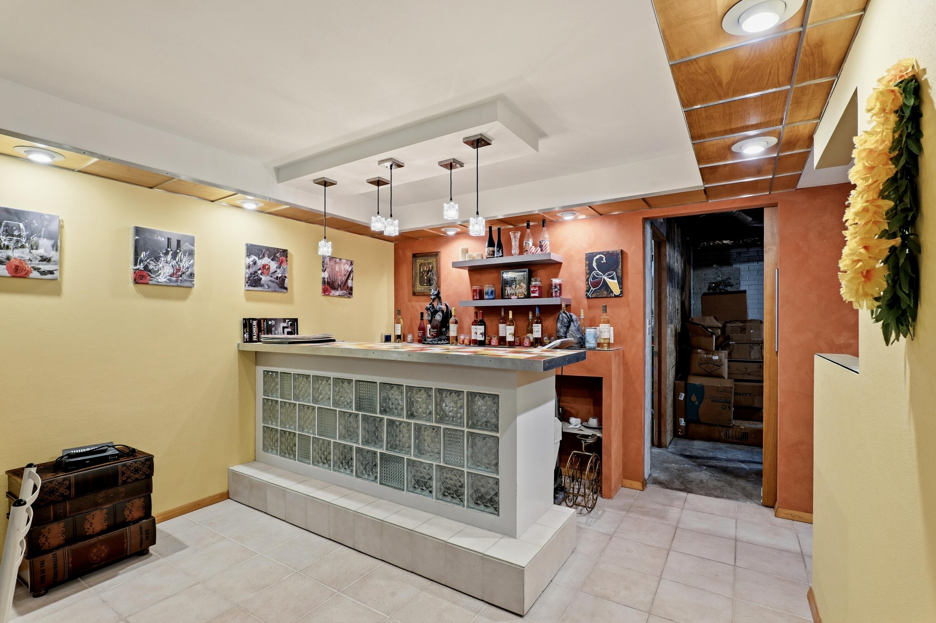 1221 Summit Street Manitowoc, WI 54220 - Photo 16 of 23 1221SummitSt_016