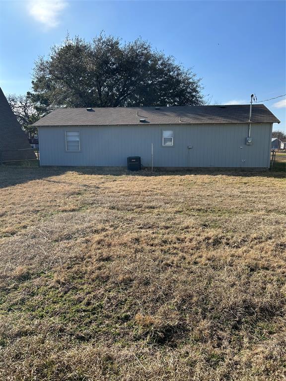 1836 Coral Road Pelican Bay, TX 76020 - Photo 12 of 13 a view of a building