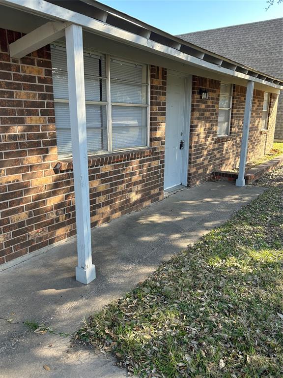1836 Coral Road Pelican Bay, TX 76020 - Photo 2 of 13 a view of a house with backyard