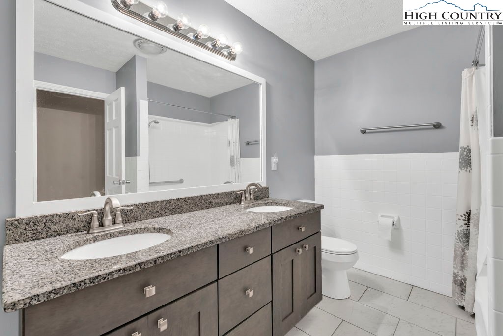 668 Dogwood Road Boone, NC 28607 - Photo 17 of 45