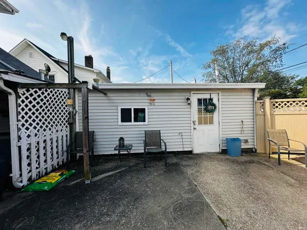 $200,000 | 217 Northeast 9th Street, Washington, IN 47501