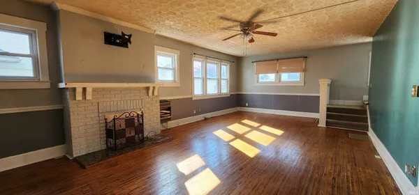 $195,000 | 217 Northeast 9th Street, Washington, IN 47501