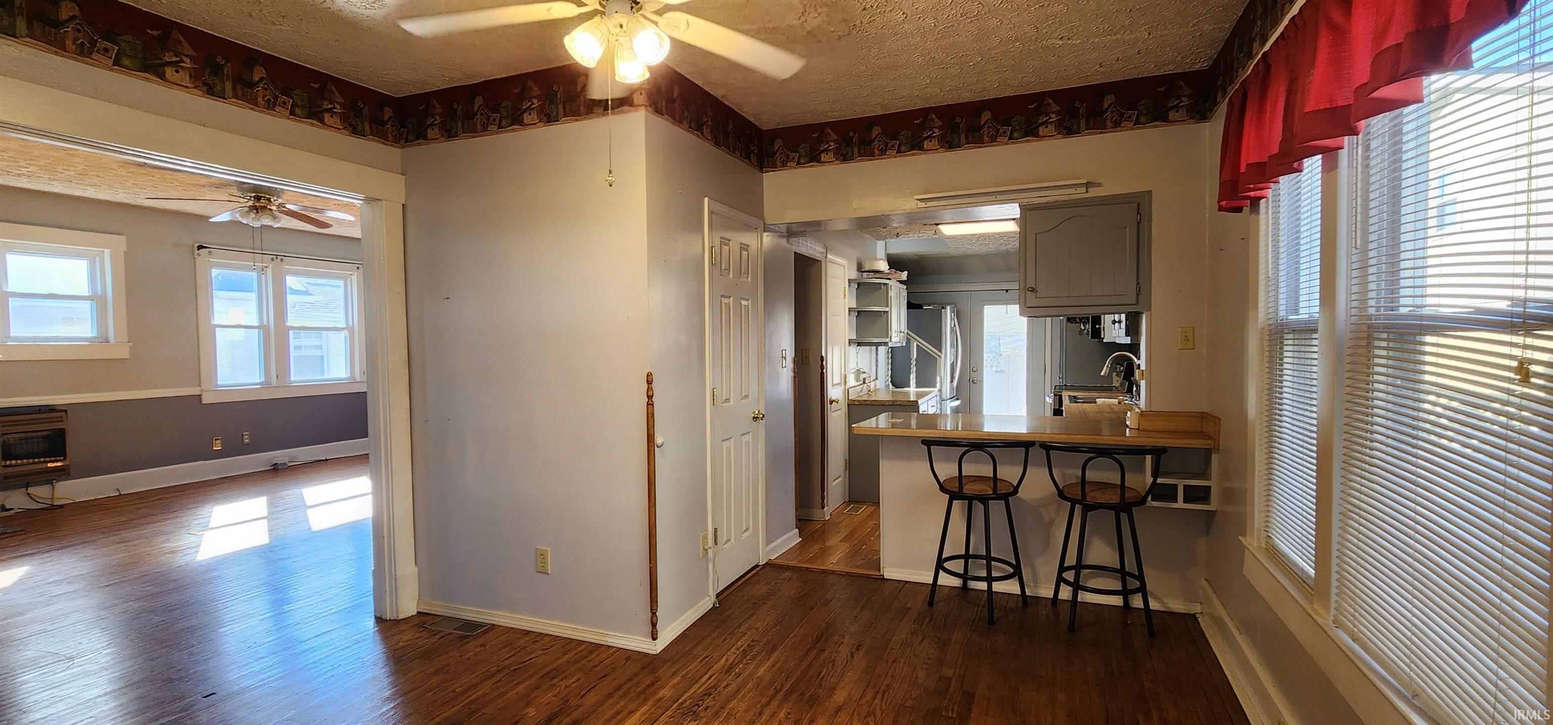 217 Northeast 9th Street Washington, IN 47501 - Photo 9 of 28