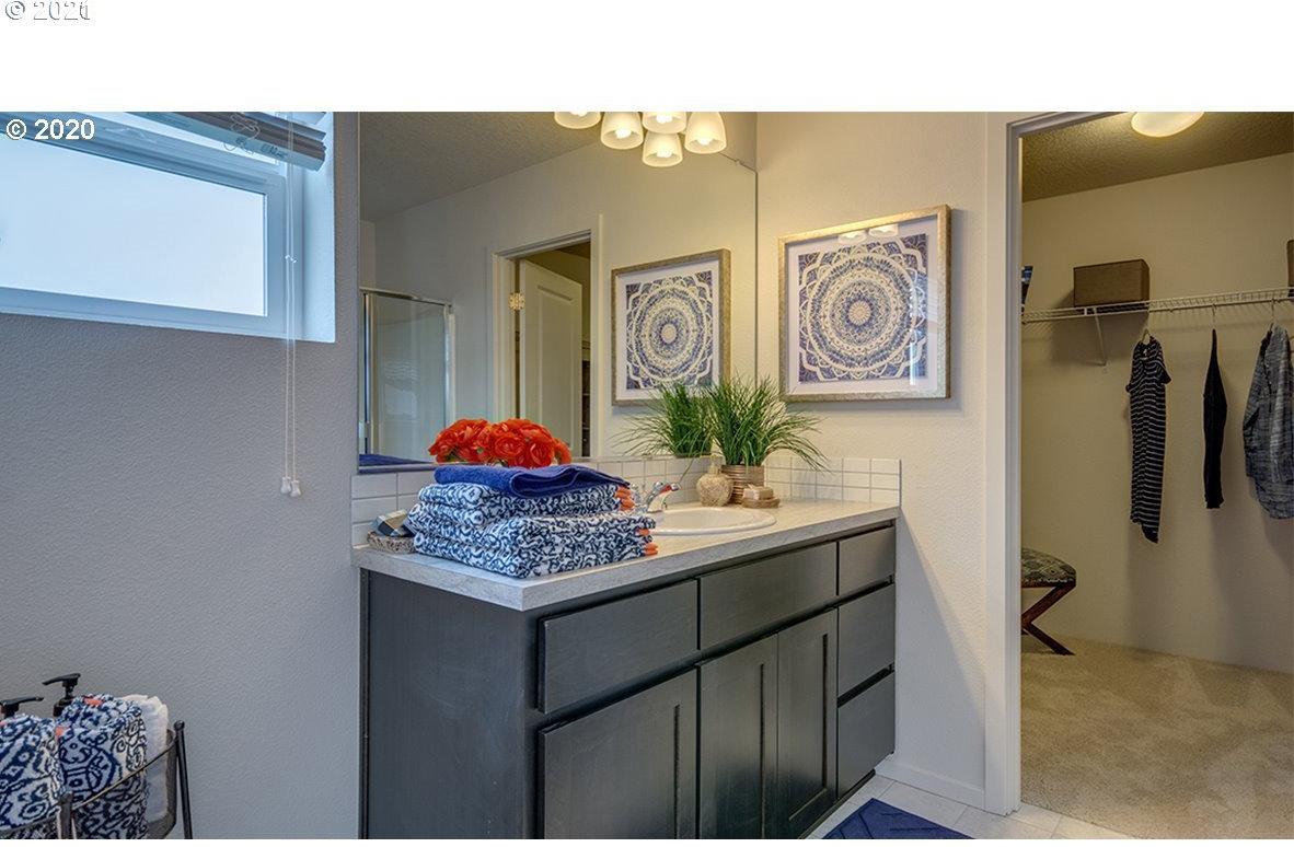 2045 South Meadowlark Dr. Loop Ridgefield, WA 98642 - Photo 3 of 21 Gallery Image 3