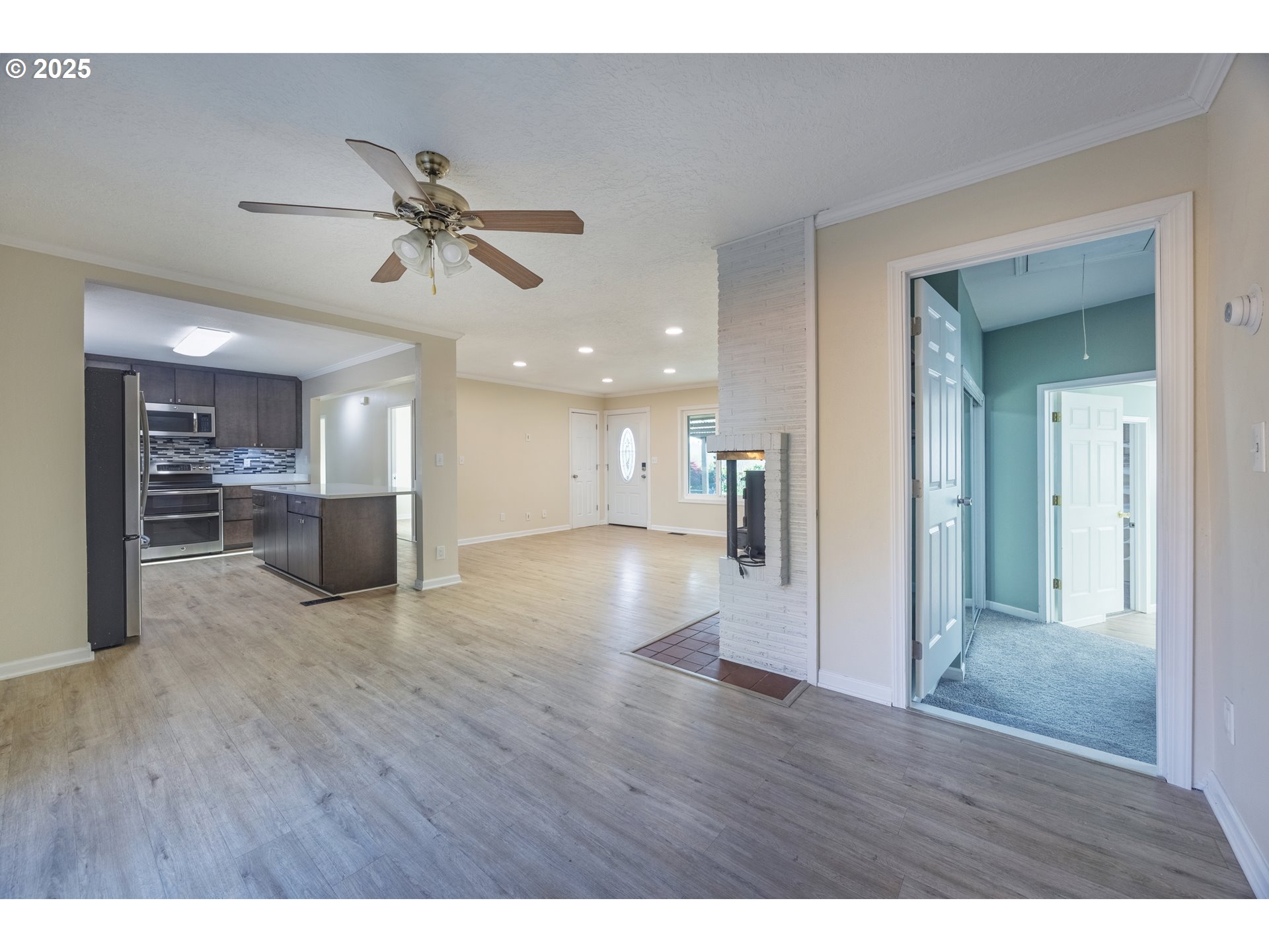 1510 Southeast Sturdevant Road Toledo, OR 97391 - Photo 10 of 41 Gallery Image 10