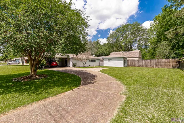 $1,600 | 324 Highland Park Drive, Baton Rouge, LA 70808