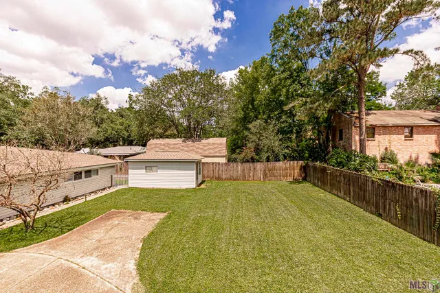 $1,600 | 324 Highland Park Drive, Baton Rouge, LA 70808