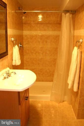 26720 Ridge Road Damascus, MD 20872 - Photo 16 of 28 Bath #3