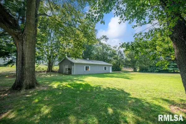 $85,000 | 0 North Broadway Street, Manito, IL 61546