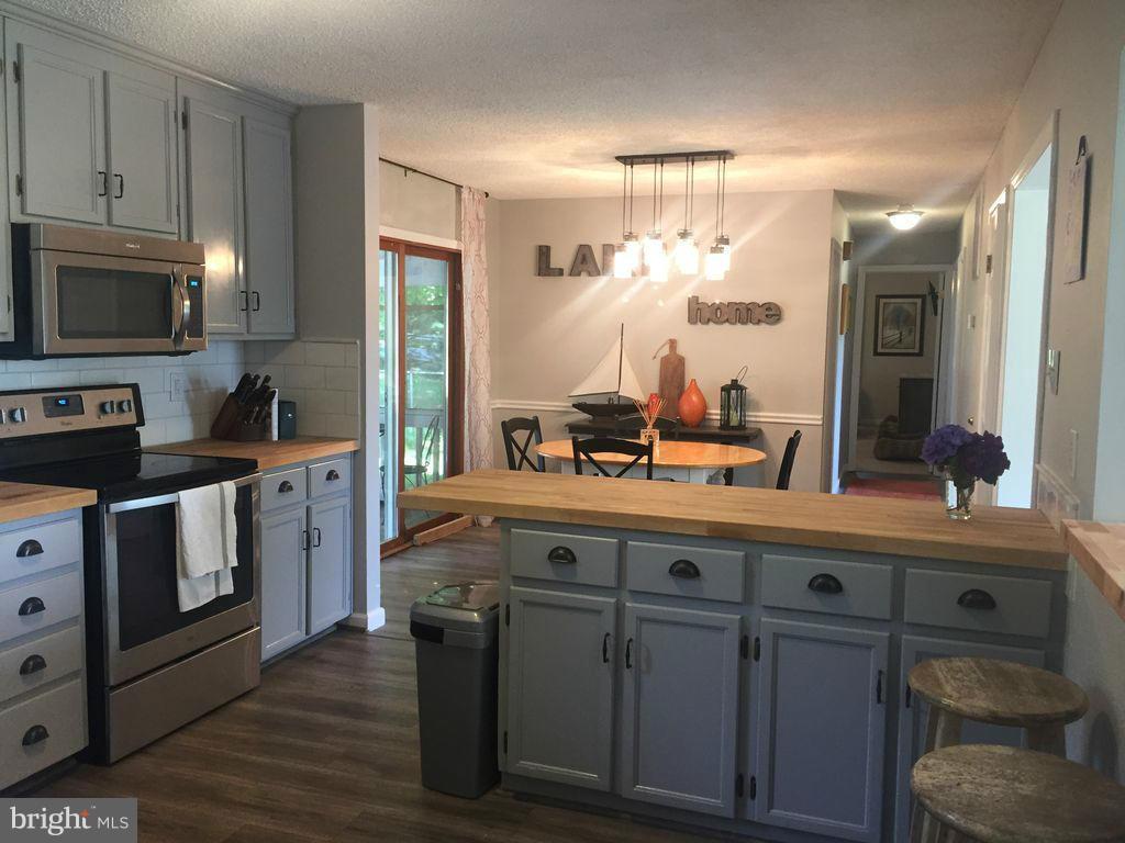 6314 Bobs Road Mineral, VA 23117 - Photo 3 of 8 Kitchen