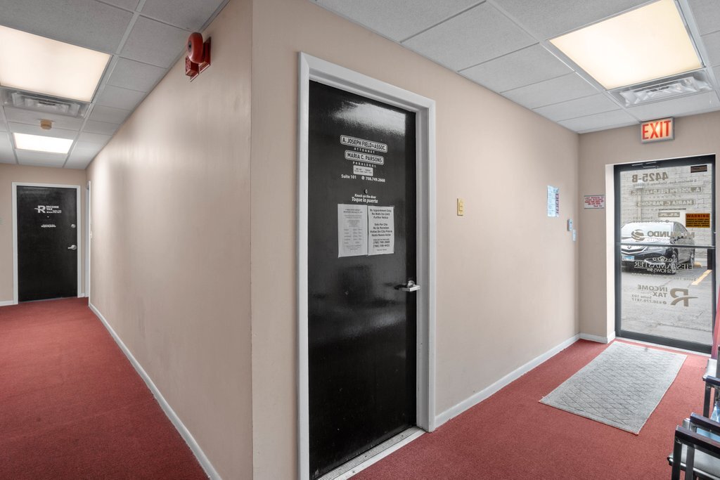 4425 Harlem Avenue Berwyn, IL 60402 - Photo 25 of 31