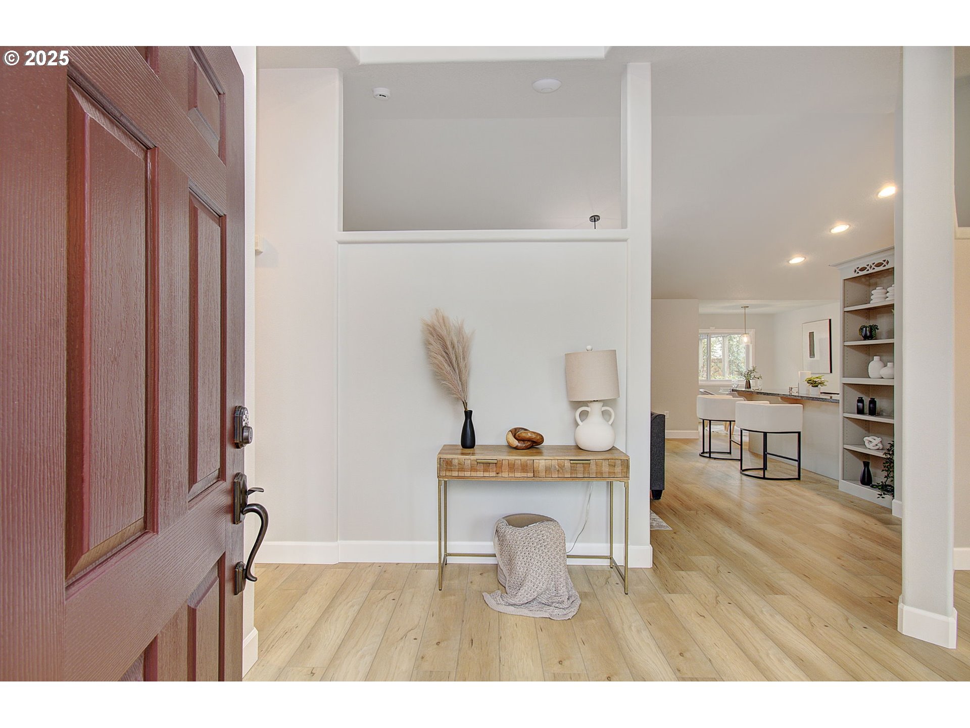2513 Northwest 147th Street Vancouver, WA 98685 - Photo 4 of 42 a living room with furniture and a wooden floor