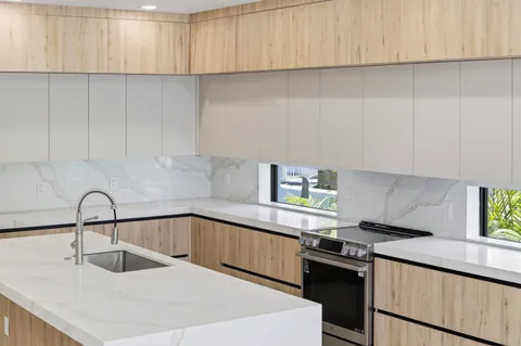$1,149,000 | 819 Southwest 1st Street, Fort Lauderdale, FL 33312