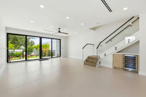 $1,149,000 | 819 Southwest 1st Street, Fort Lauderdale, FL 33312
