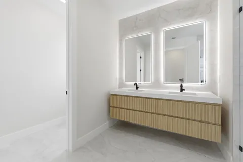 $1,149,000 | 819 Southwest 1st Street, Fort Lauderdale, FL 33312