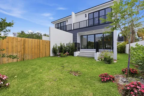 $1,149,000 | 819 Southwest 1st Street, Fort Lauderdale, FL 33312