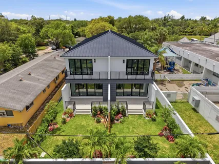 $1,149,000 | 819 Southwest 1st Street, Fort Lauderdale, FL 33312