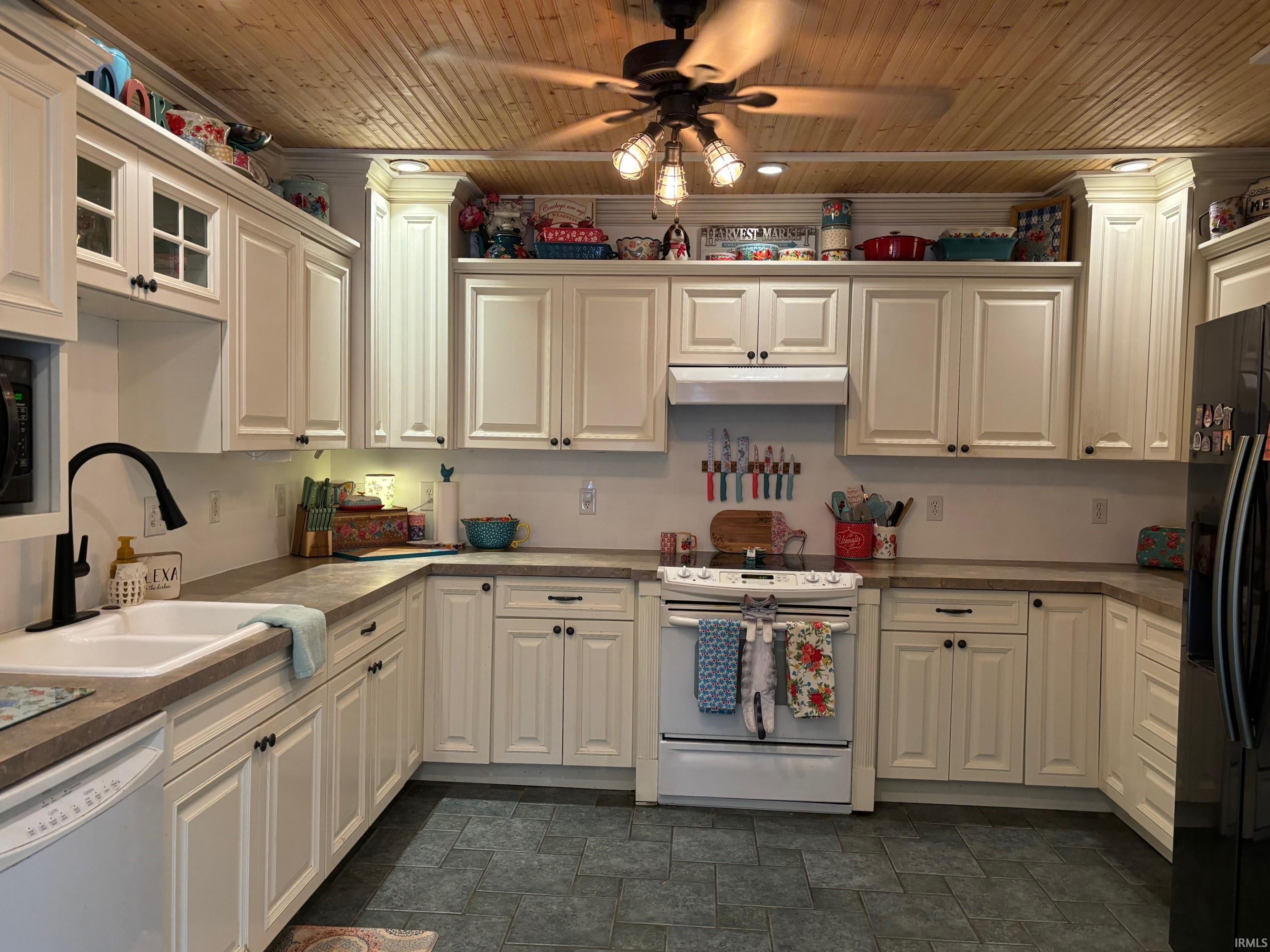 2760 East St Road Vincennes, IN 47591 - Photo 7 of 36 Gallery Image 7