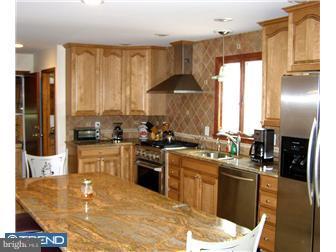 242 New Road Southampton, NJ 08088 - Photo 4 of 12