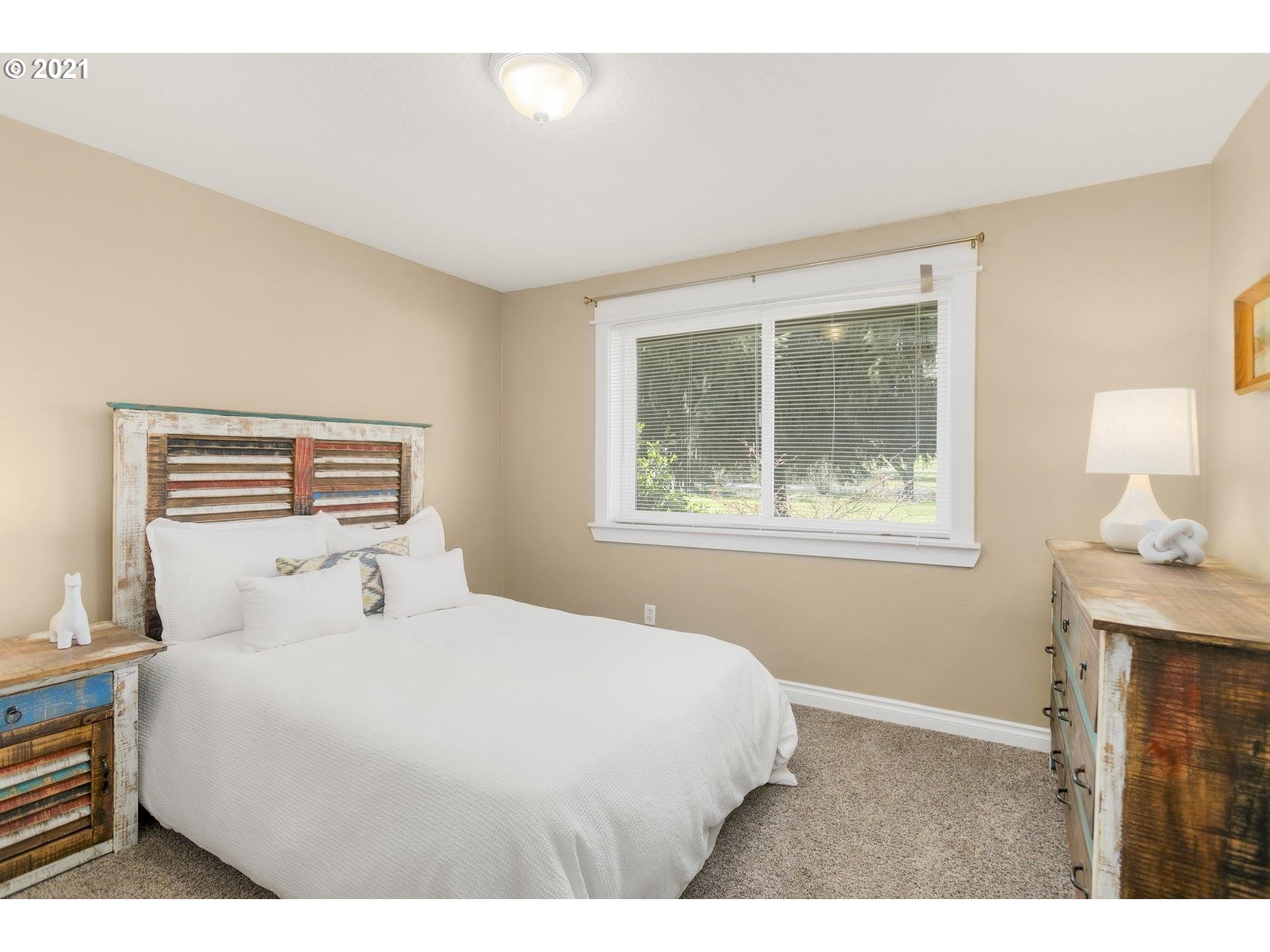 30912 South Wright Road Molalla, OR 97038 - Photo 19 of 32 Gallery Image 19