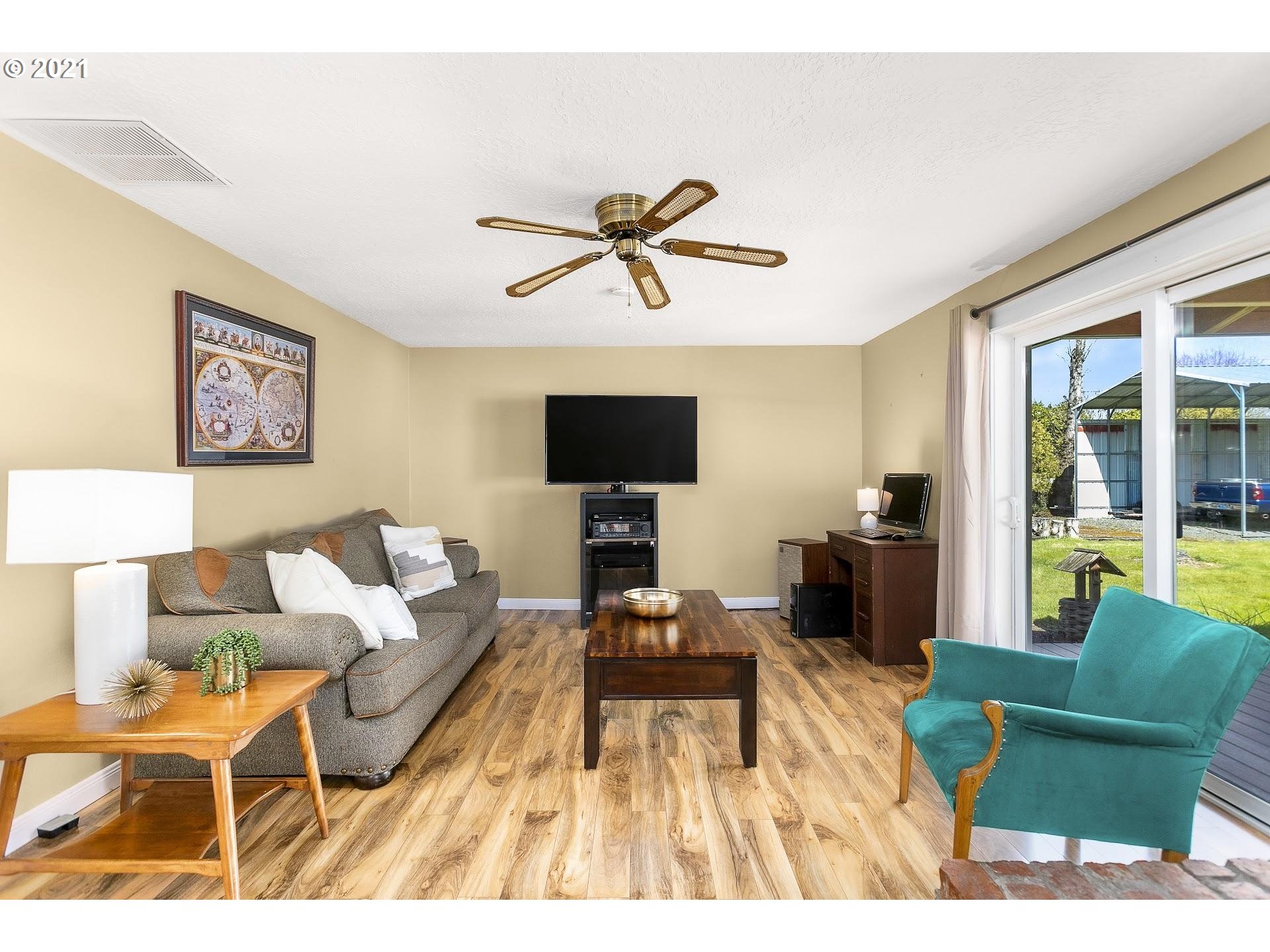 30912 South Wright Road Molalla, OR 97038 - Photo 8 of 32 Gallery Image 8