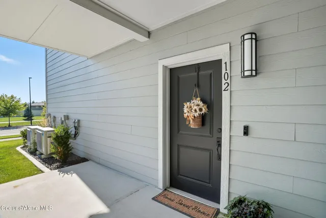 $385,000 | 6430 North Atlas Road, Unit 102, Coeur D'Alene, ID 83815