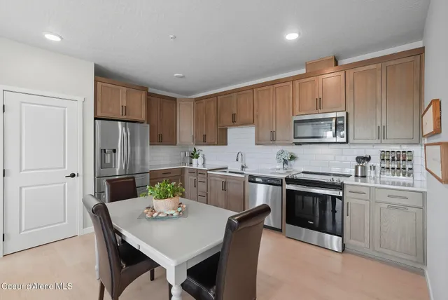 $385,000 | 6430 North Atlas Road, Unit 102, Coeur D'Alene, ID 83815