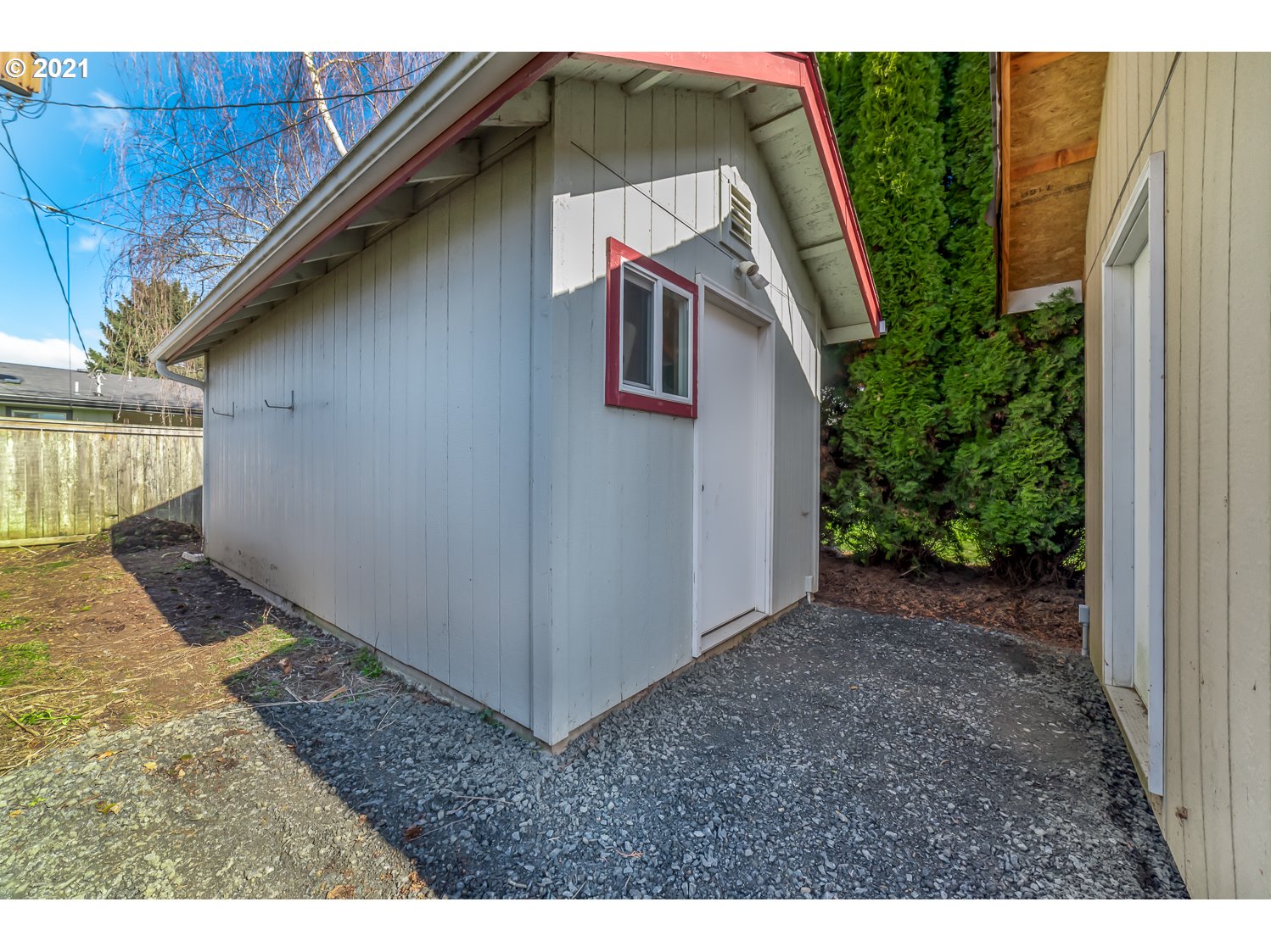 232 Allen Avenue Springfield, OR 97477 - Photo 28 of 32