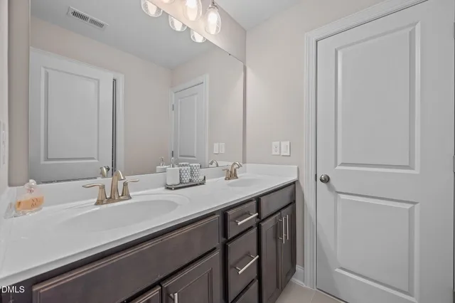 $3,150 | 2715 Jordan Pnes Drive, New Hill, NC 27562