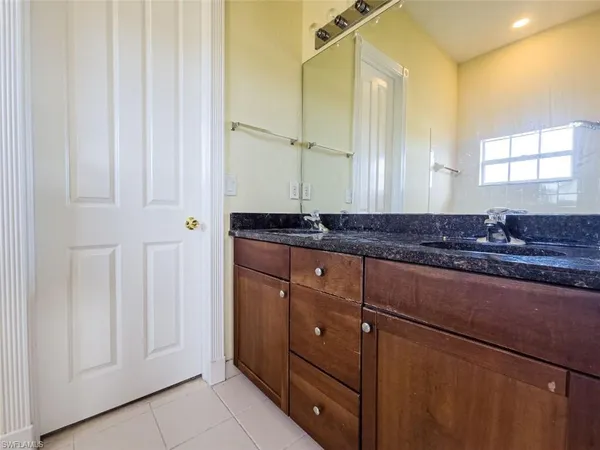 $3,100 | 6139 57th Court, Vero Beach, FL 32967