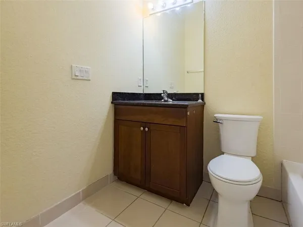 $3,100 | 6139 57th Court, Vero Beach, FL 32967