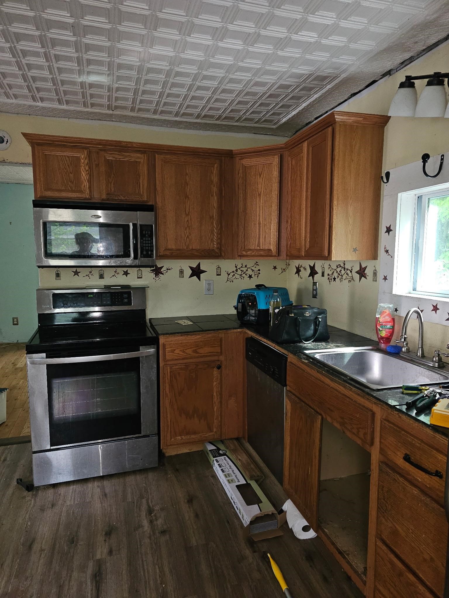 88 South Main Street Laconia, NH 03246 - Photo 14 of 17
