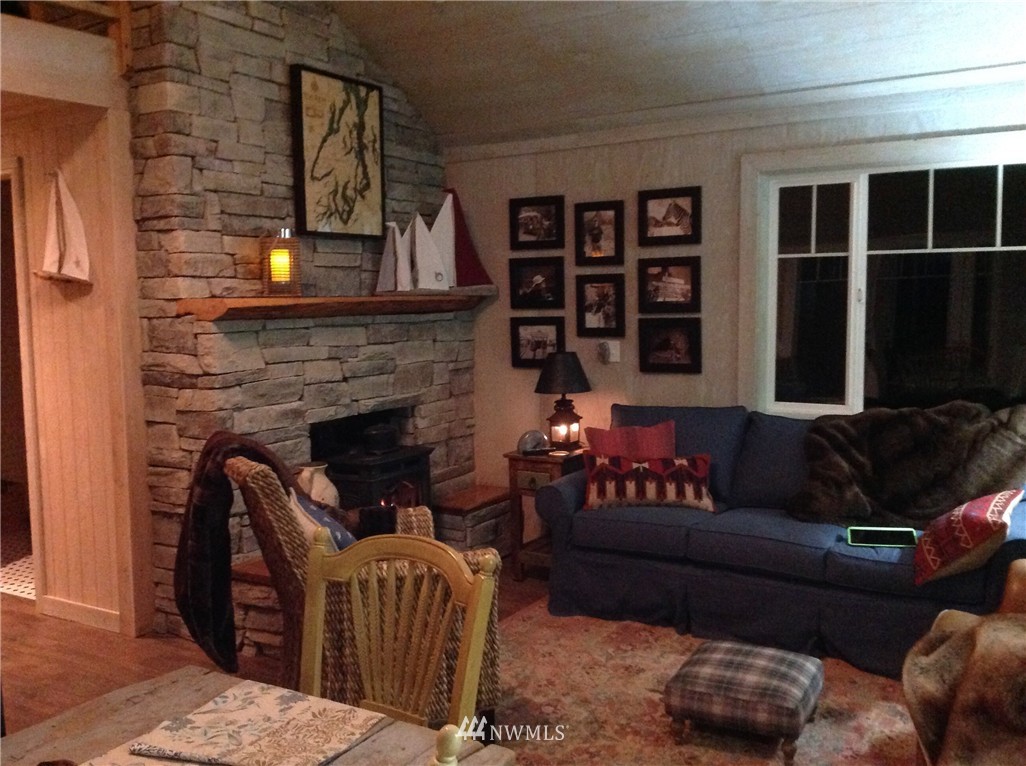 802 East North Bay Road Allyn, WA 98524 - Photo 13 of 25 Gallery Image 13