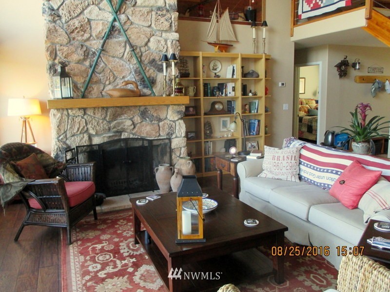 802 East North Bay Road Allyn, WA 98524 - Photo 6 of 25 Gallery Image 6