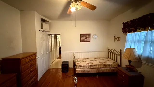 $1 | 603 South Royal Street, Royalton, IL 62983