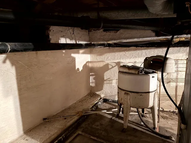 $1 | 603 South Royal Street, Royalton, IL 62983