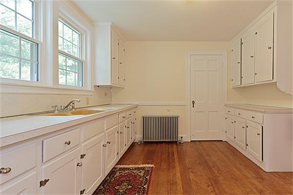 14 Bellevue Road Arlington, MA 02476 - Photo 12 of 23 Gallery Image 12