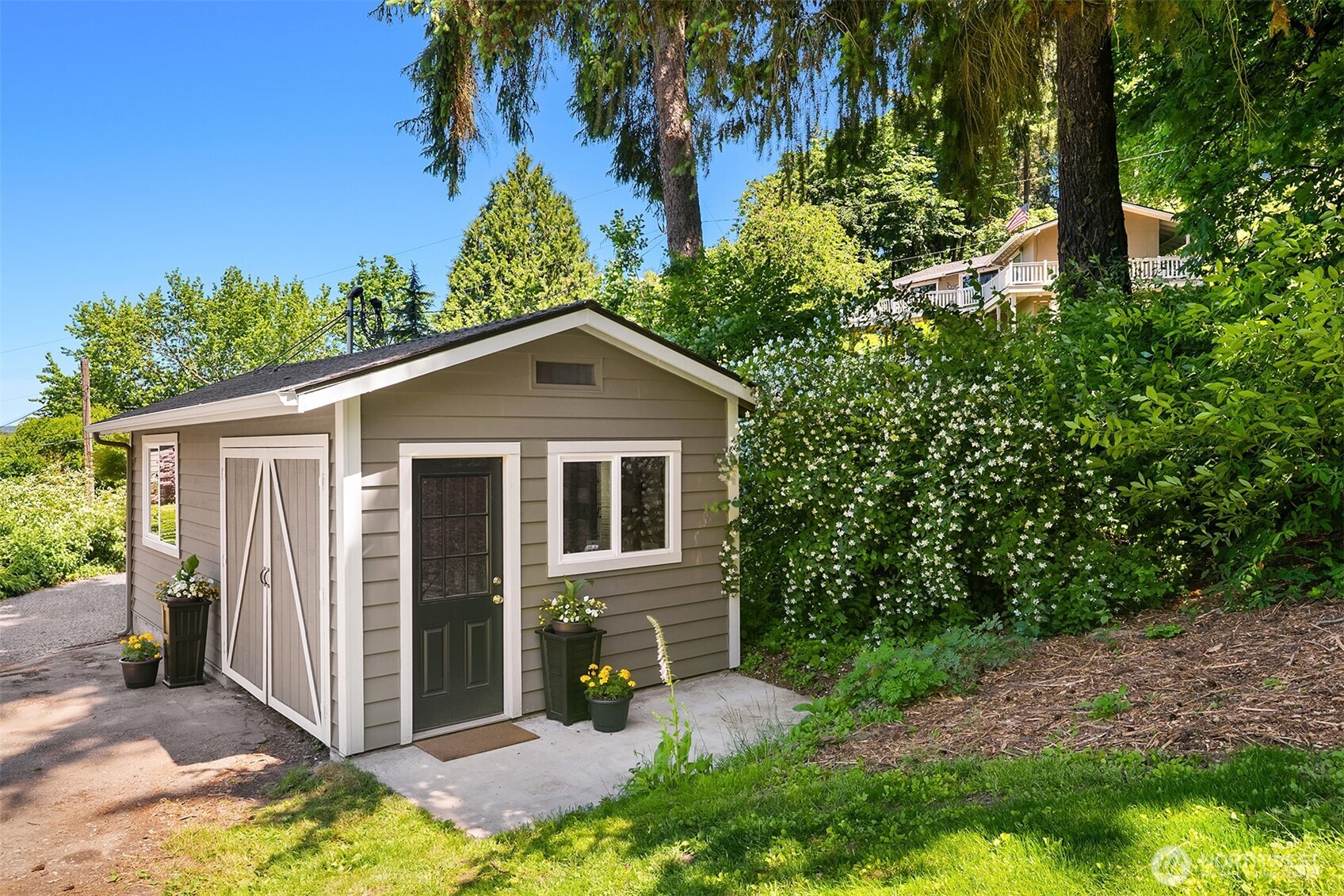 11323 East Riverside Drive Bothell, WA 98011 - Photo 36 of 40