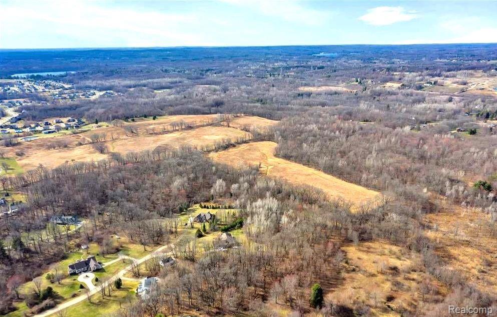 1771 East Predmore Road Oakland, MI 48363 - Photo 14 of 17 Gallery Image 14
